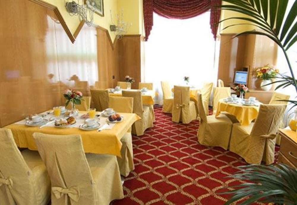 Hotel Cinque Giornate Milano Ngoại thất bức ảnh