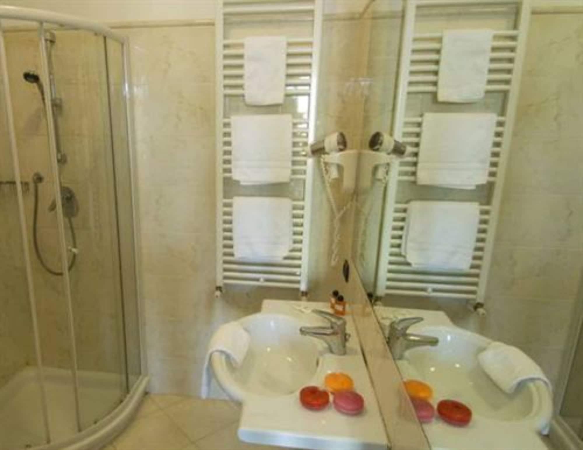 Hotel Cinque Giornate Milano Ngoại thất bức ảnh
