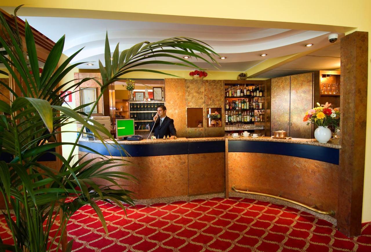 Hotel Cinque Giornate Milano Ngoại thất bức ảnh