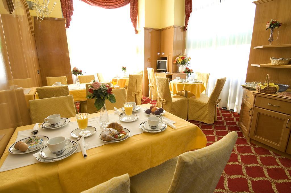 Hotel Cinque Giornate Milano Ngoại thất bức ảnh